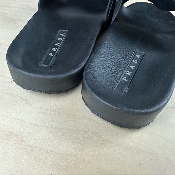 Prada slides - Picture 9 of 11